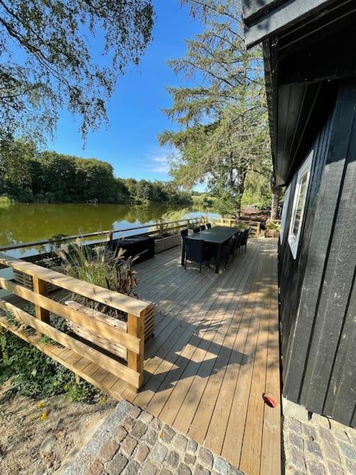 Hyggelig Sommerhus. Med Udsigt, Til Vand Fra Senge Vekso Extérieur photo